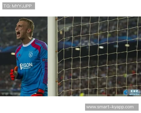 富安健洋下周将进行阿贾克斯体检若顺利将签约半年